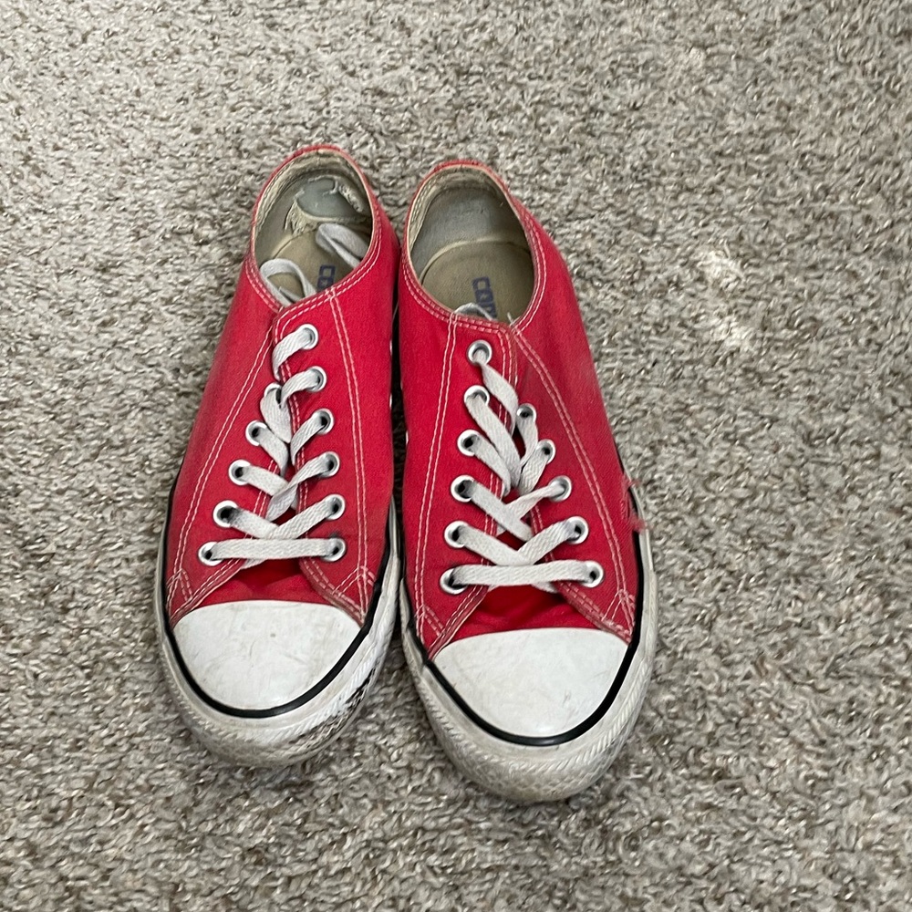 Red converse